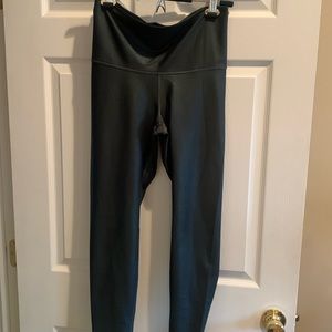 Old Navy Shimmer Go Dry Leggings